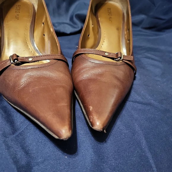 BCBGirls Vintage Amata‎ Chocolate Brown Buckle Pointed Leather Preppy Heels 9.5 - Picture 9 of 12